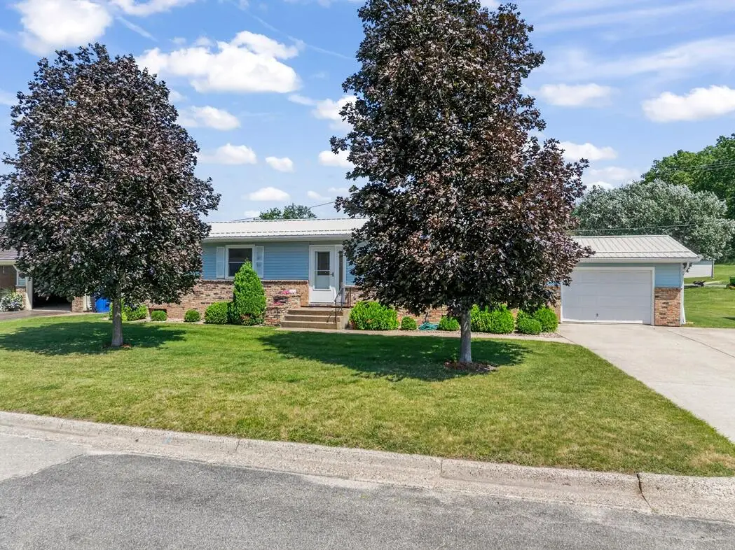 607 Jessie St E, Rushford, MN 55971 - #1