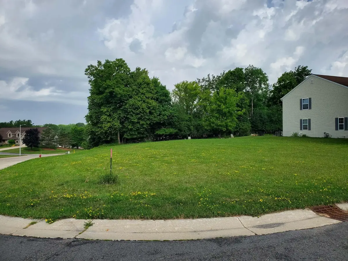 447 Northview Trl, Hartford, WI 53027 - #1