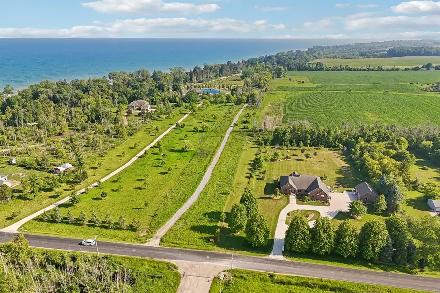 295 S Cedar Beach Rd, Belgium, WI 53004 - #2
