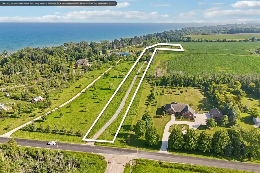 295 S Cedar Beach Rd, Belgium, WI 53004 - #3