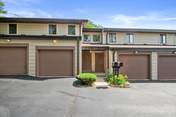 306 Sheffield Rd, Waukesha, WI 53186