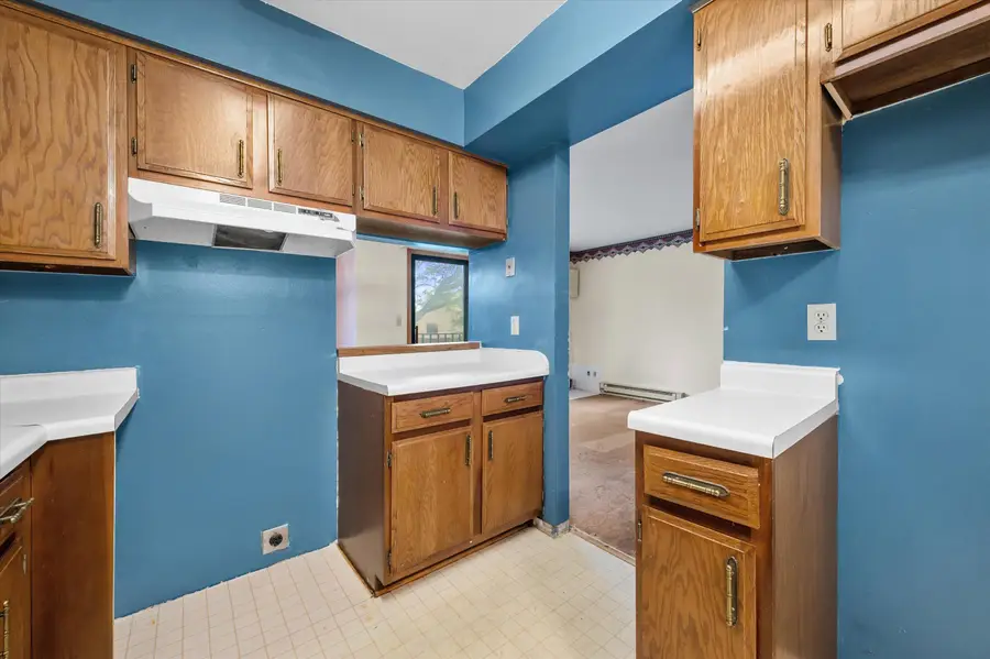 306 Sheffield Rd, Waukesha, WI 53186 - #3