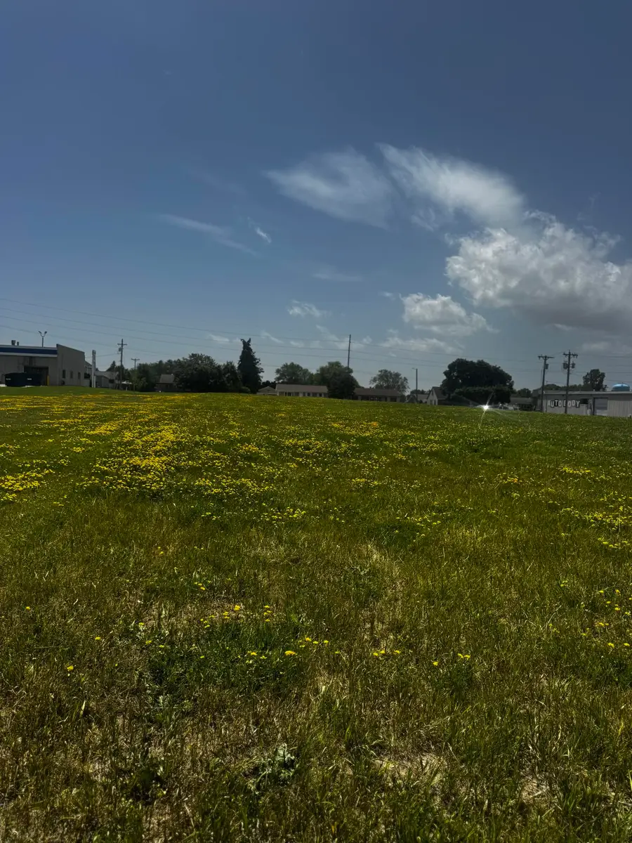 1036 Fond Du Lac Ave, Sheboygan Falls, WI 53085 - #3