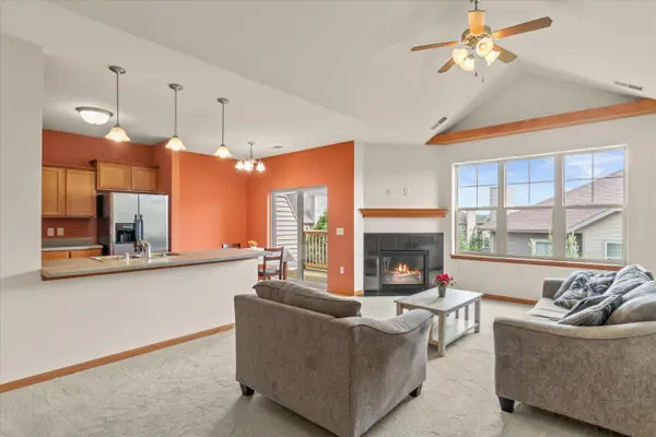 1765 New Port Vista Dr, Port Washington, WI 53024
