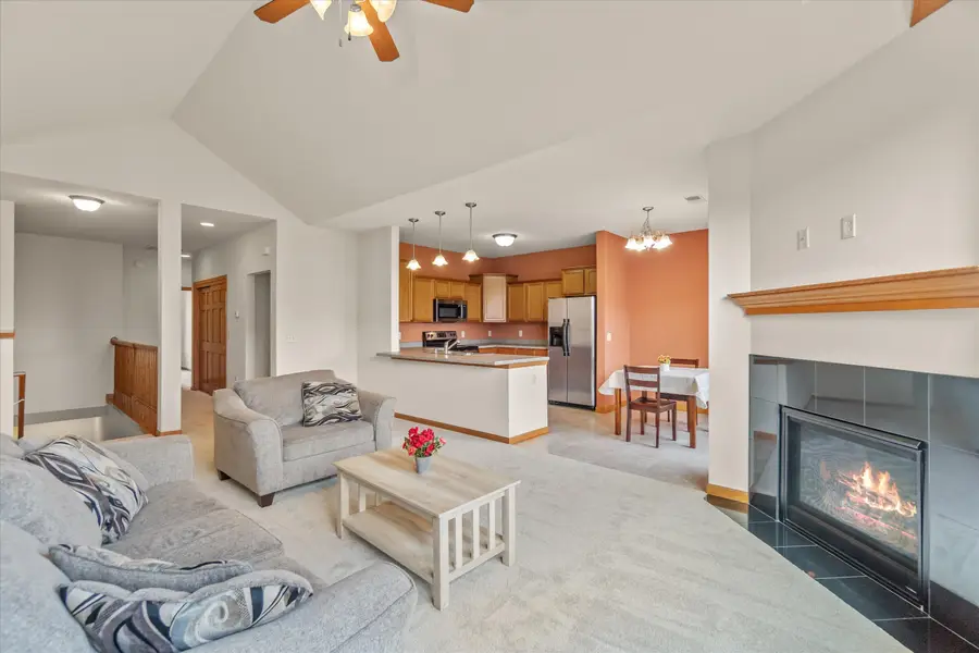 1765 New Port Vista Dr, Port Washington, WI 53024 - #3