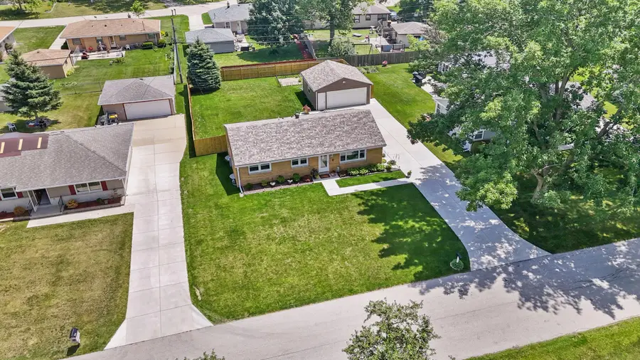 8506 N 51st St, Brown Deer, WI 53223 - #2