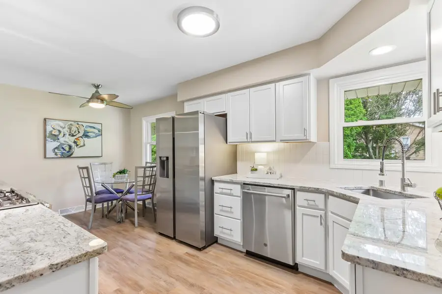8173 S 28th St, Franklin, WI 53132 - #3
