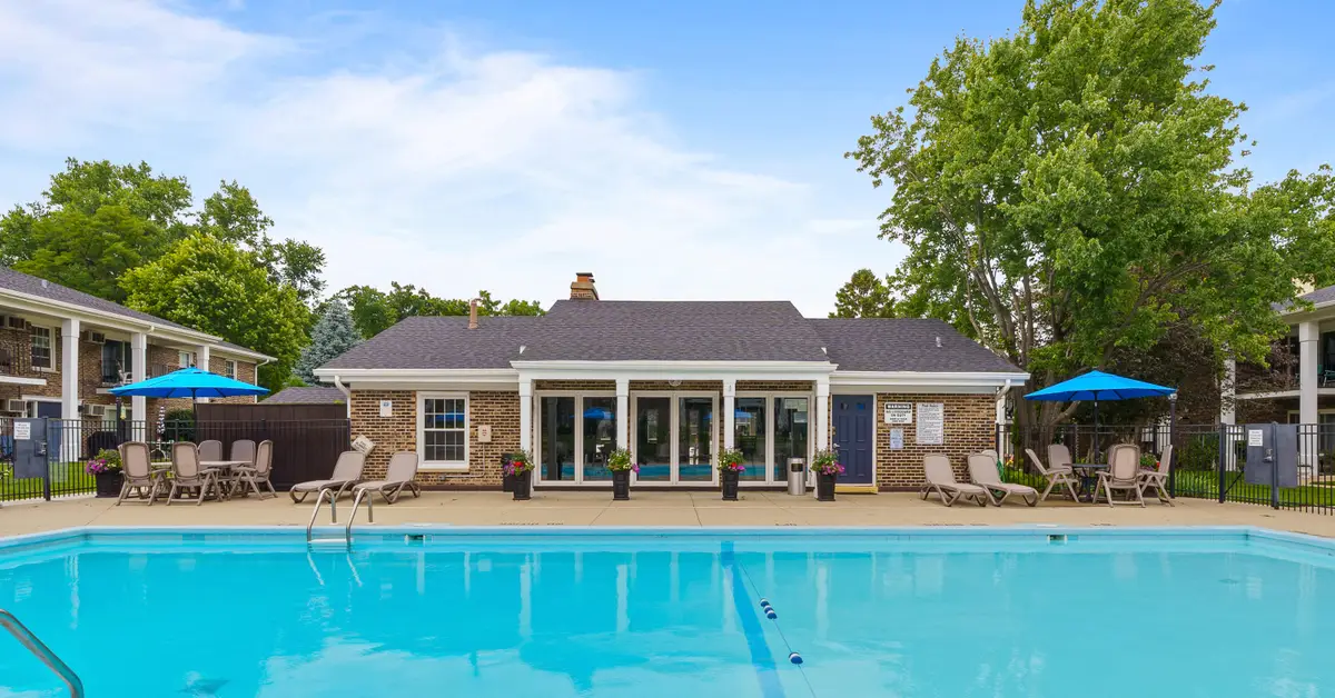 112 Hank Jay Dr, Lake Geneva, WI 53147 - #1