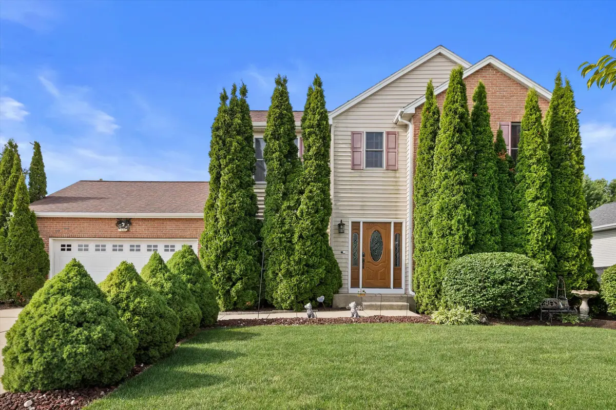 109 Prairie Dr, Walworth, WI 53184 - #1
