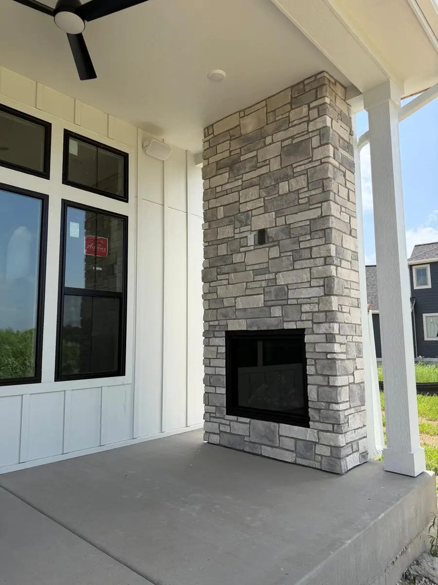 N63W35852 Frederick Dr, Oconomowoc, WI 53066 - #3