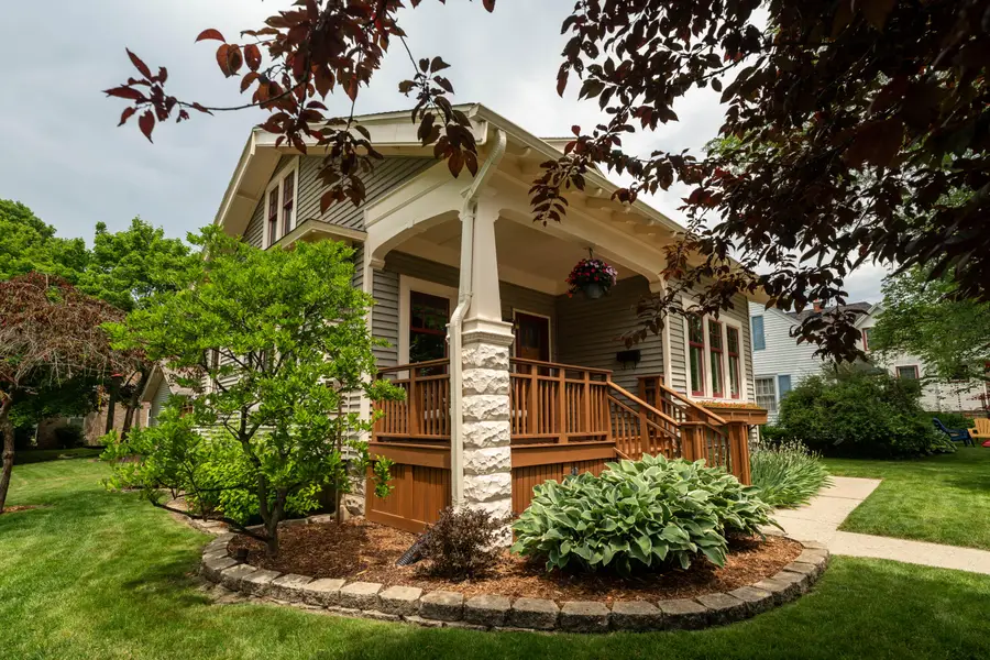 1004 Cherry St, South Milwaukee, WI 53172 - #3