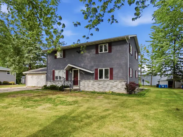 825 Landis St, Rockland, WI 54207