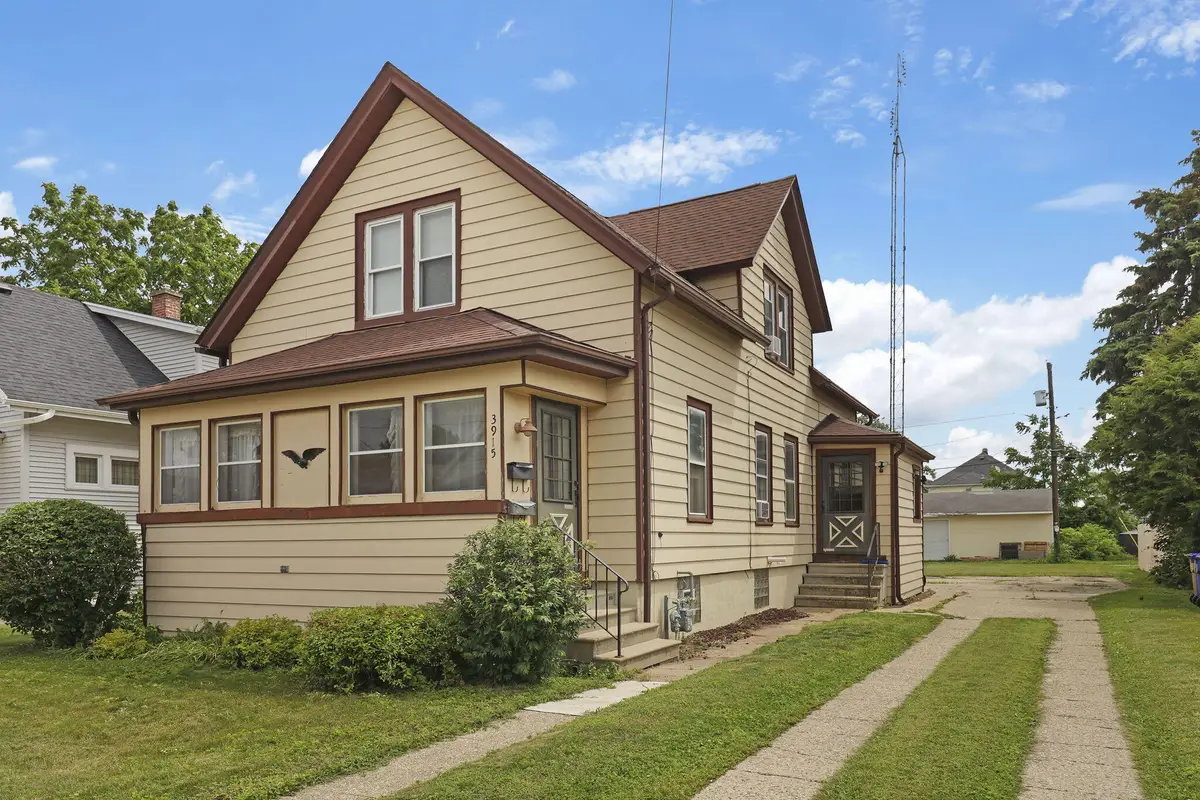 3915 10th Ave, Kenosha, WI 53140 - #1