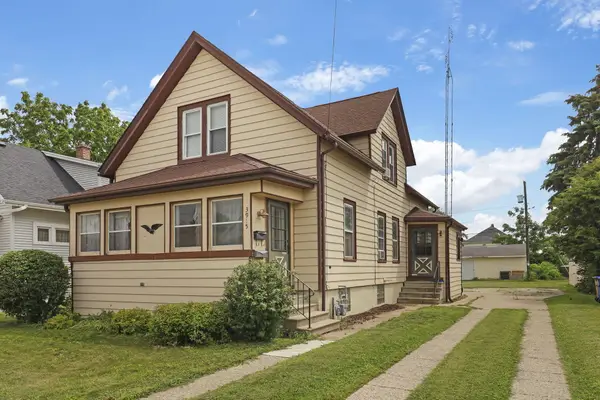 3915 10th Ave, Kenosha, WI 53140
