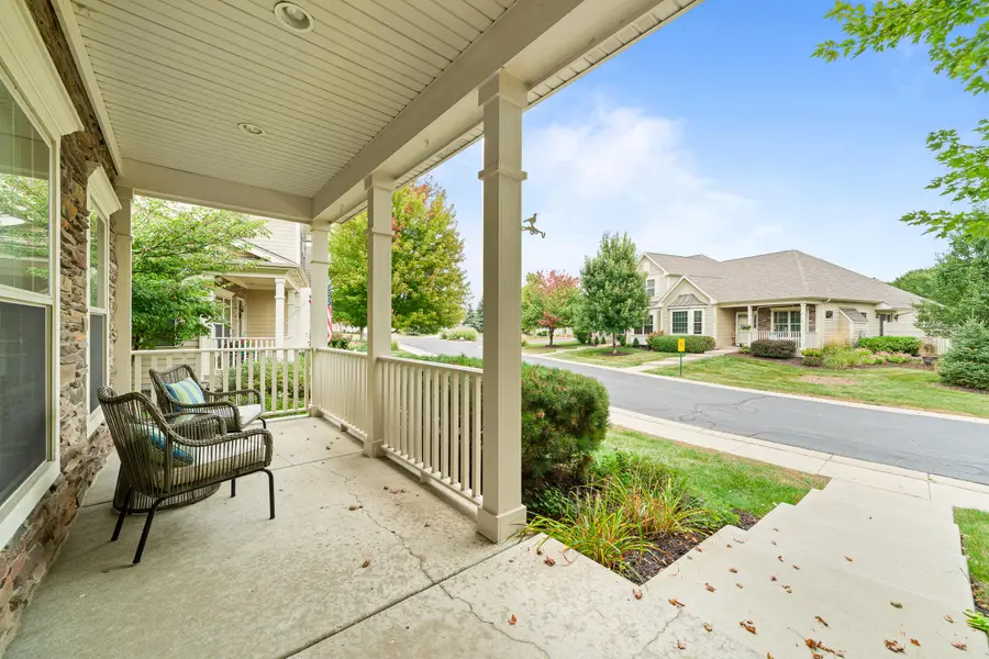 677 Cook St, Walworth, WI 53184 - #3