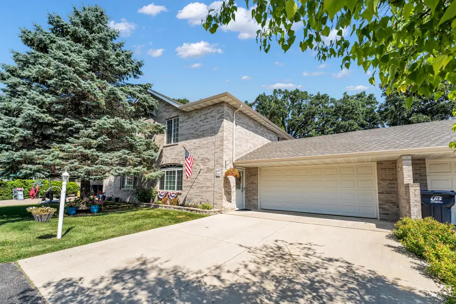 626 E Market St, Elkhorn, WI 53121 - #2