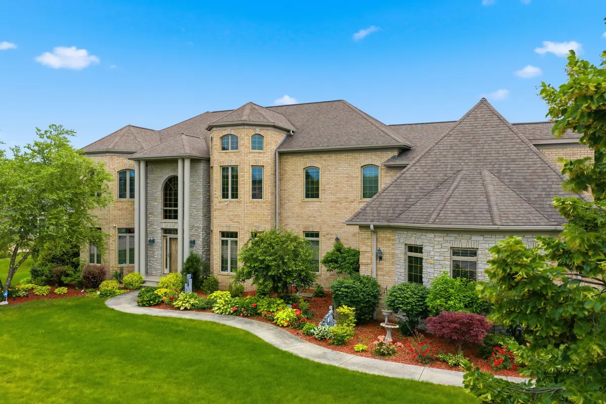 9425 43rd Ave, Pleasant Prairie, WI 53158 - #1