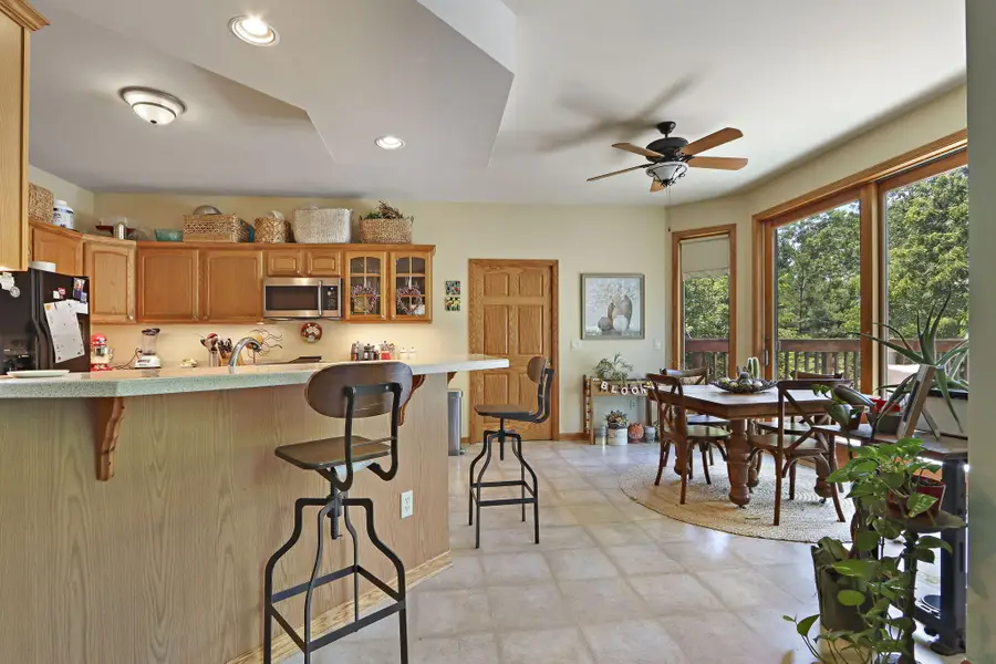 1109 Cooper Hawk Dr, Burlington, WI 53105 - #3