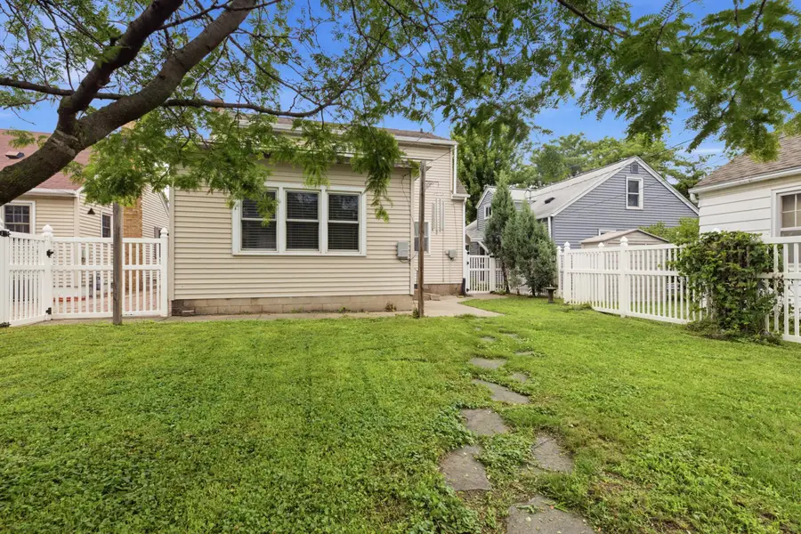 2334 Winnebago St, La Crosse, WI 54601 - #3