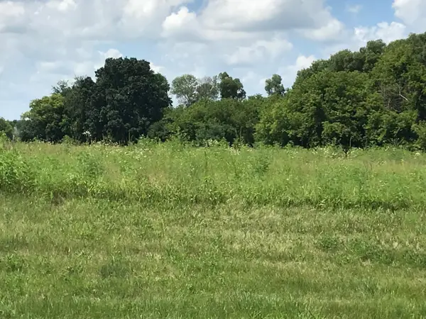 N987 Winds Way, Ashippun, WI 53066