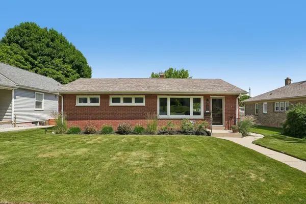 3648 E Whittaker Ave, Cudahy, WI 53110