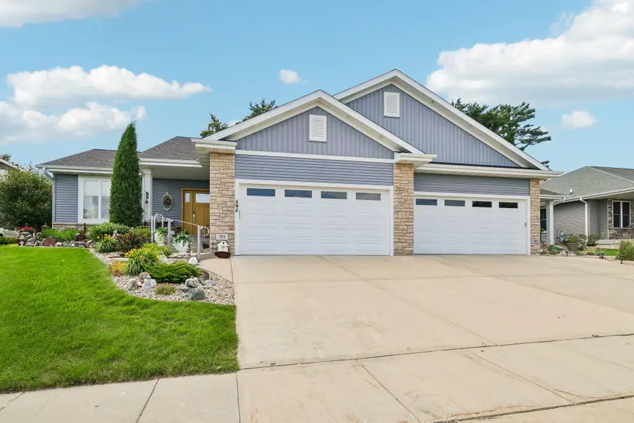 791 Country View Ln, Lake Mills, WI 53551 - #3