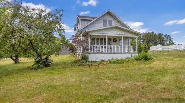2917 Stone Rd, Manitowoc Rapids, WI 54220