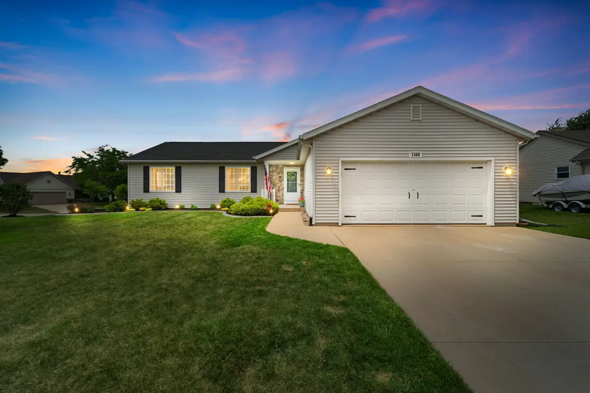 1300 Conifer Ave, West Bend, WI 53090 - #1