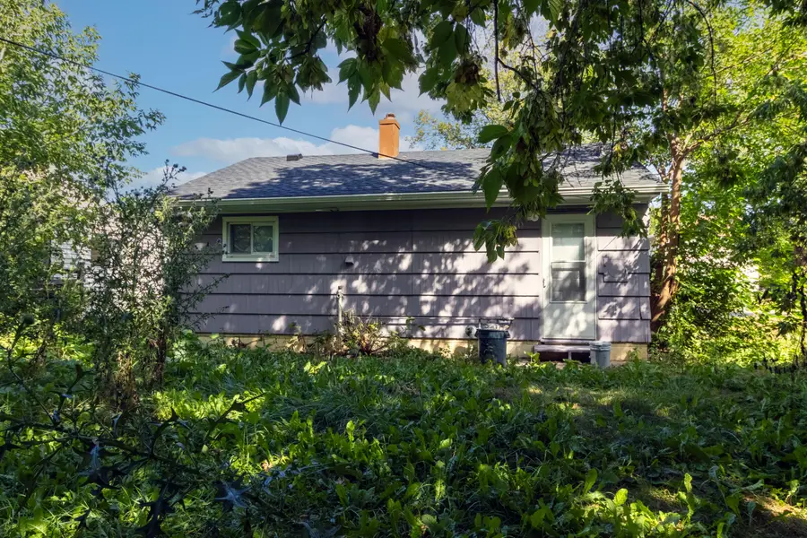 5713 N 61st St, Milwaukee, WI 53218 - #2