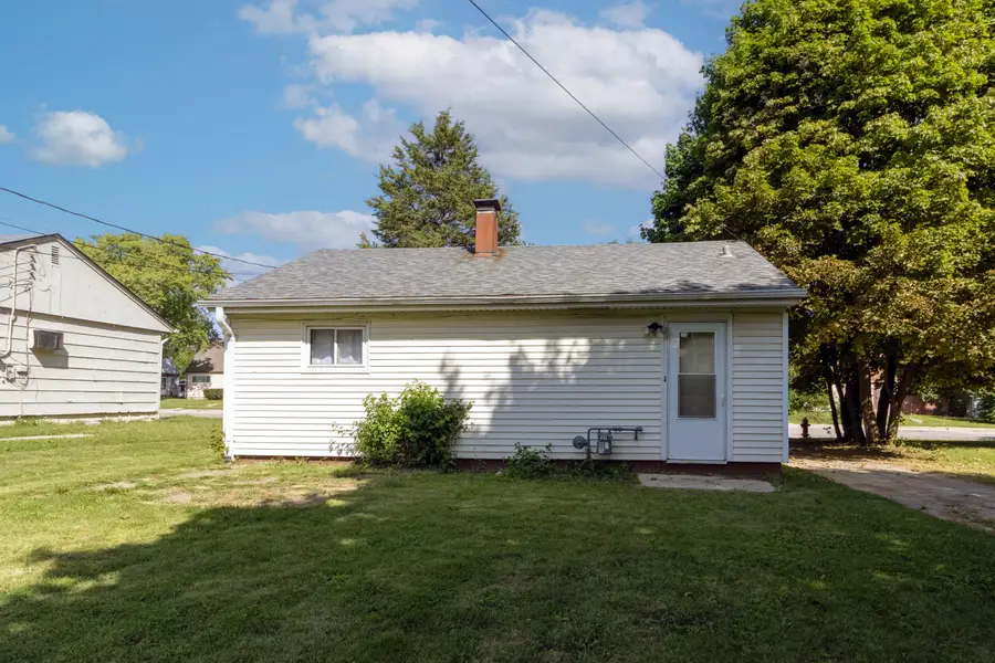 5711 N 60th St, Milwaukee, WI 53218 - #2