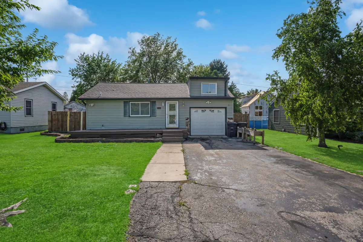 6114 245th Ave, Paddock Lake, WI 53168 - #1