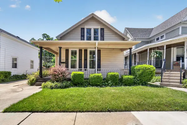 1526 Wisconsin Ave, Racine, WI 53403