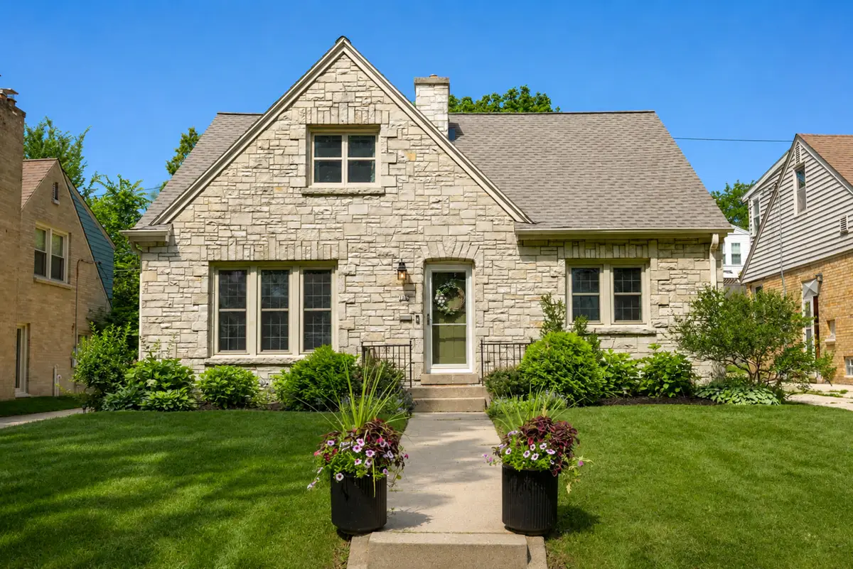 125 N 85th St, Wauwatosa, WI 53226 - #1