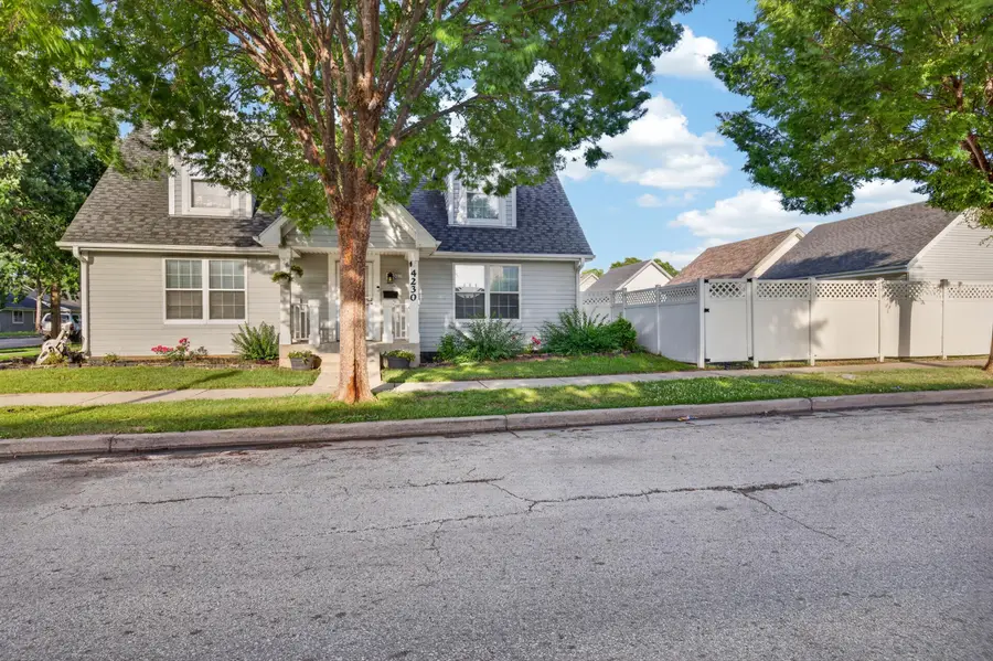 4230 N 45th Pl, Milwaukee, WI 53216 - #2