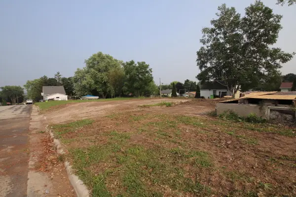 2336 Prospect St, New Holstein, WI 53061