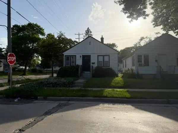 5003 N 37th St, Milwaukee, WI 53209