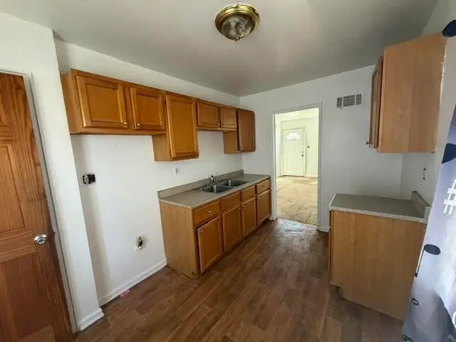 5003 N 37th St, Milwaukee, WI 53209 - #3