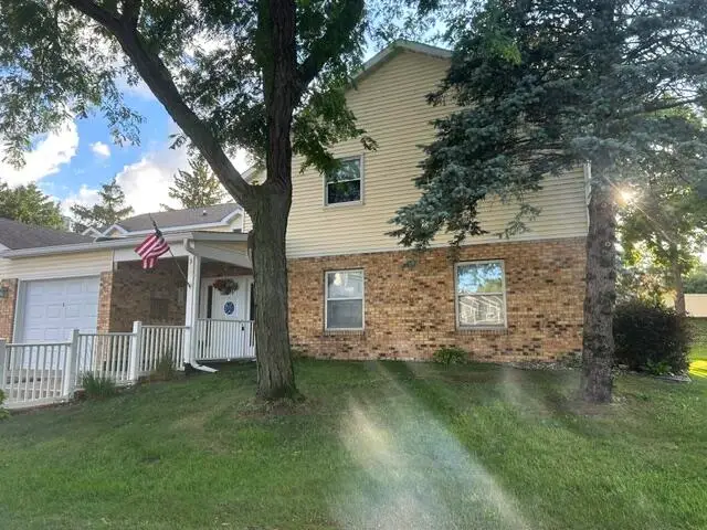3514 East Ave S, La Crosse, WI 54601 - #1