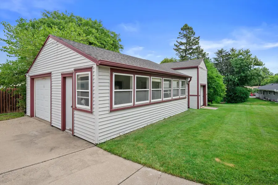 4366 S 72nd St, Greenfield, WI 53220 - #3