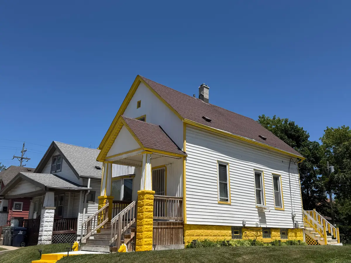 3746 N 2nd Ln, Milwaukee, WI 53212 - #1