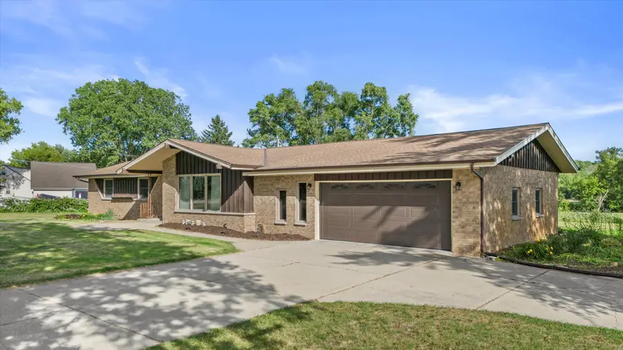 S93W22525 Henneberry Ave, Vernon, WI 53103 - #3
