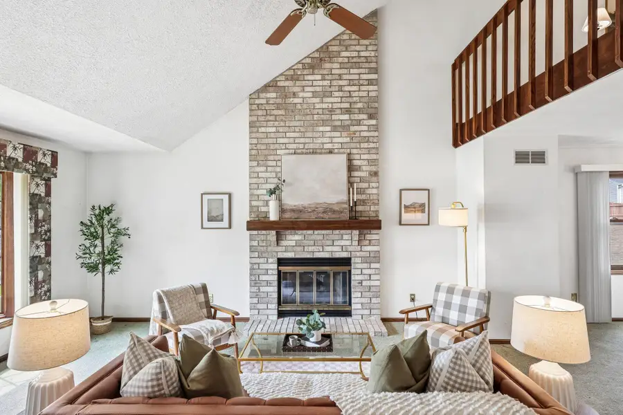 6161 S New York Ave, Cudahy, WI 53110 - #3