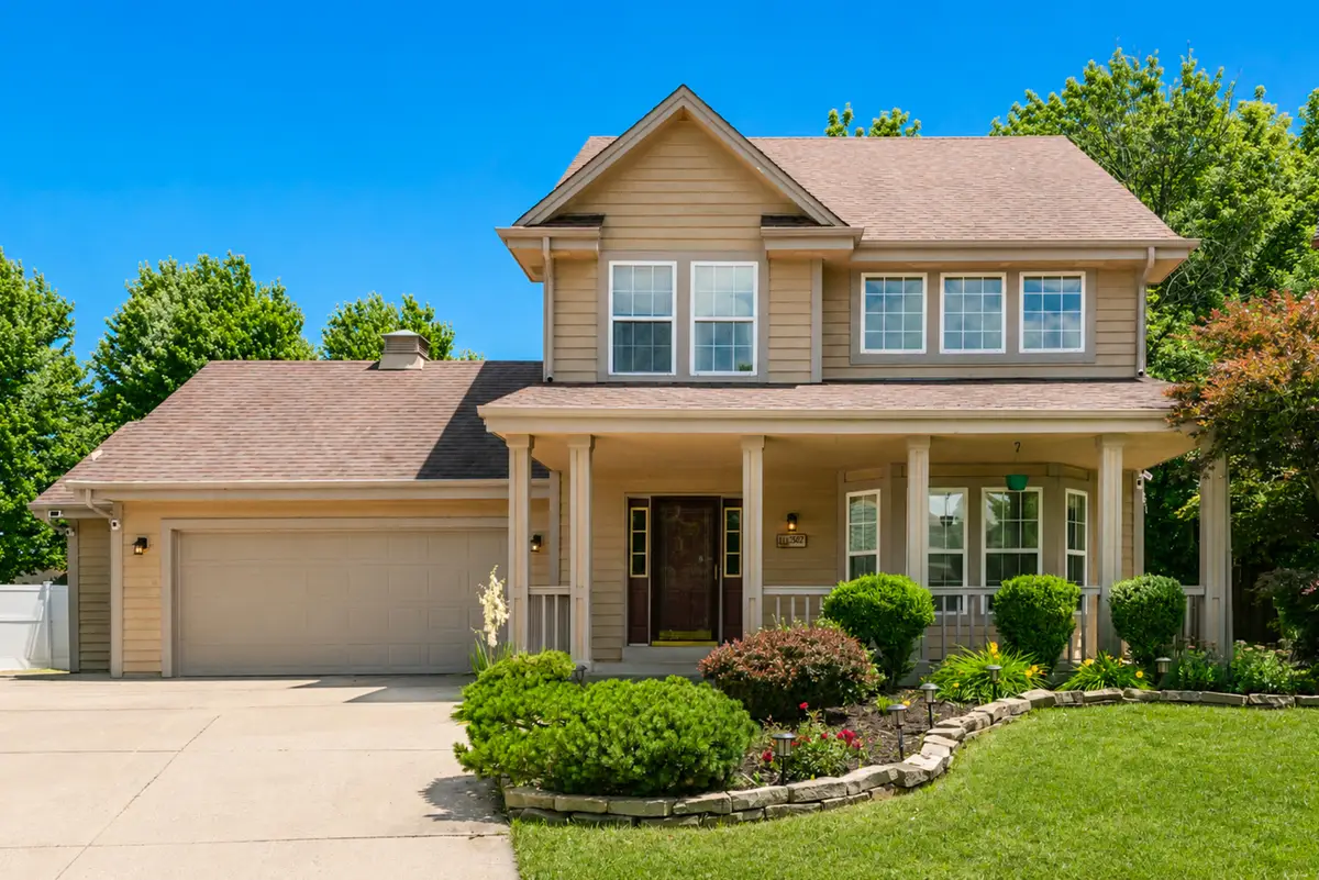 3822 S Centennial Cir, Milwaukee, WI 53221 - #1