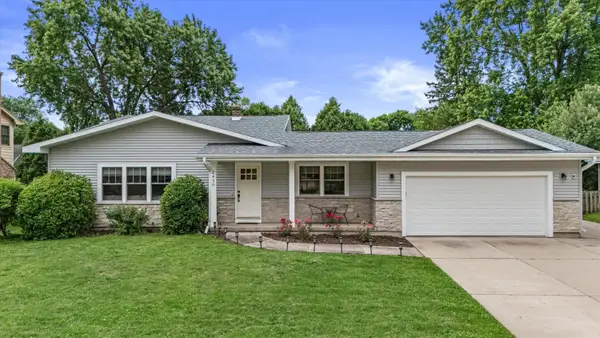 2430 Ruger Ave, Janesville, WI 53545