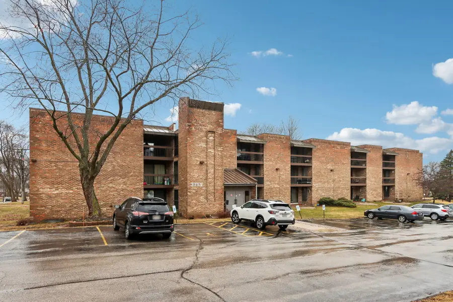 3759 N 88th St, Milwaukee, WI 53222 - #2