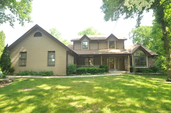 2436 5 1/2 Mile Rd, Caledonia, WI 53402