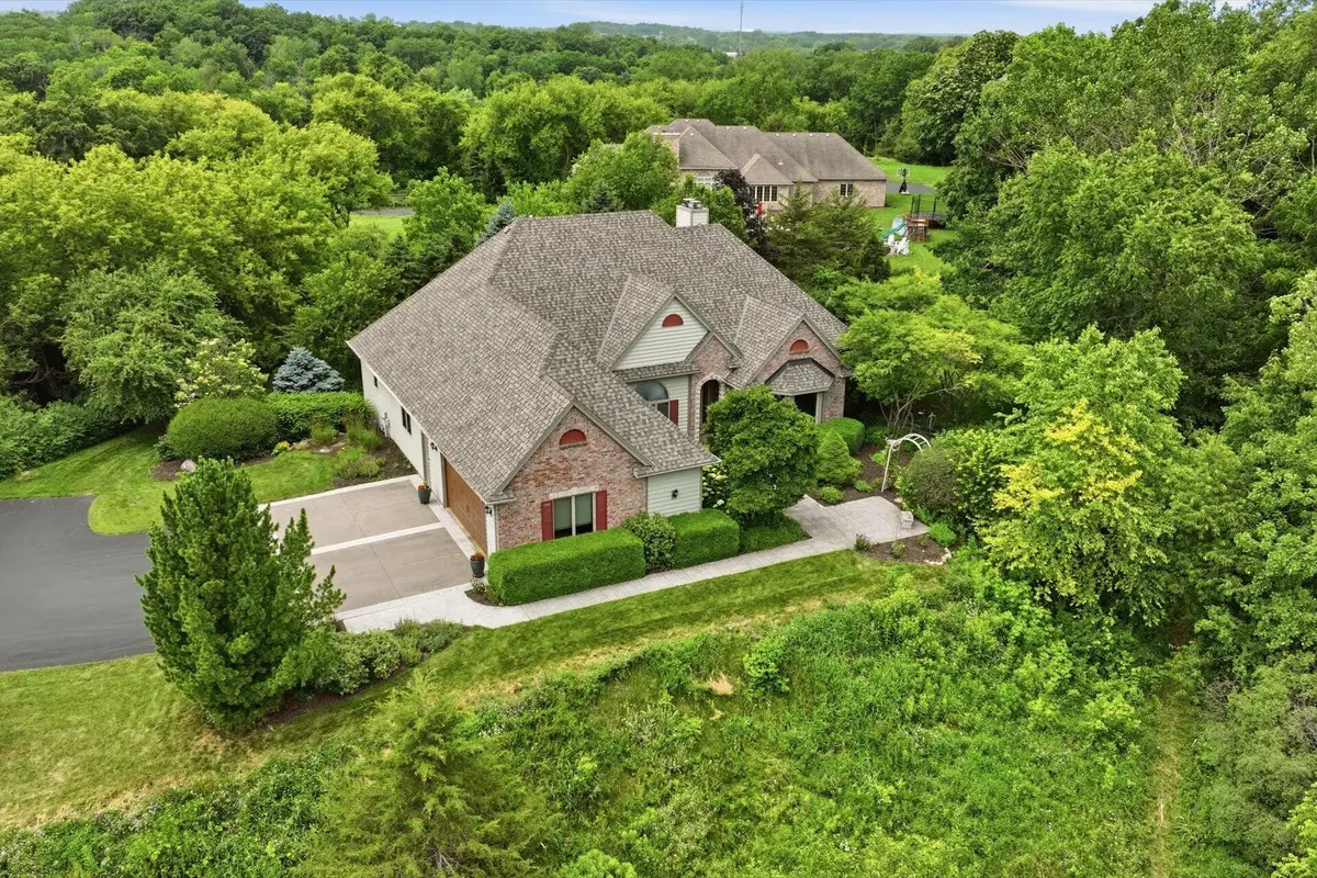W330S1417 County Road C, Genesee, WI 53018 - #1