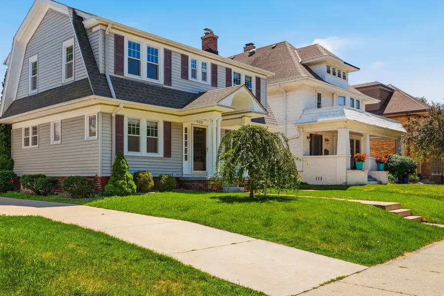 4416 N Murray Ave, Shorewood, WI 53211 - #3