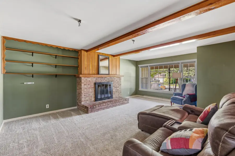 7873 N Edgeworth Dr, Milwaukee, WI 53223 - #2