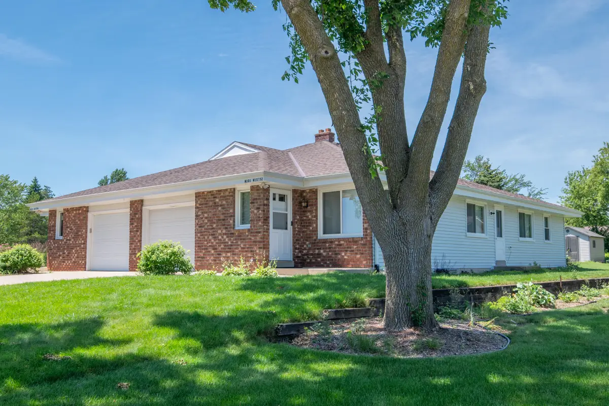 N101W15752 Council Bluffs Dr, Germantown, WI 53022 - #1